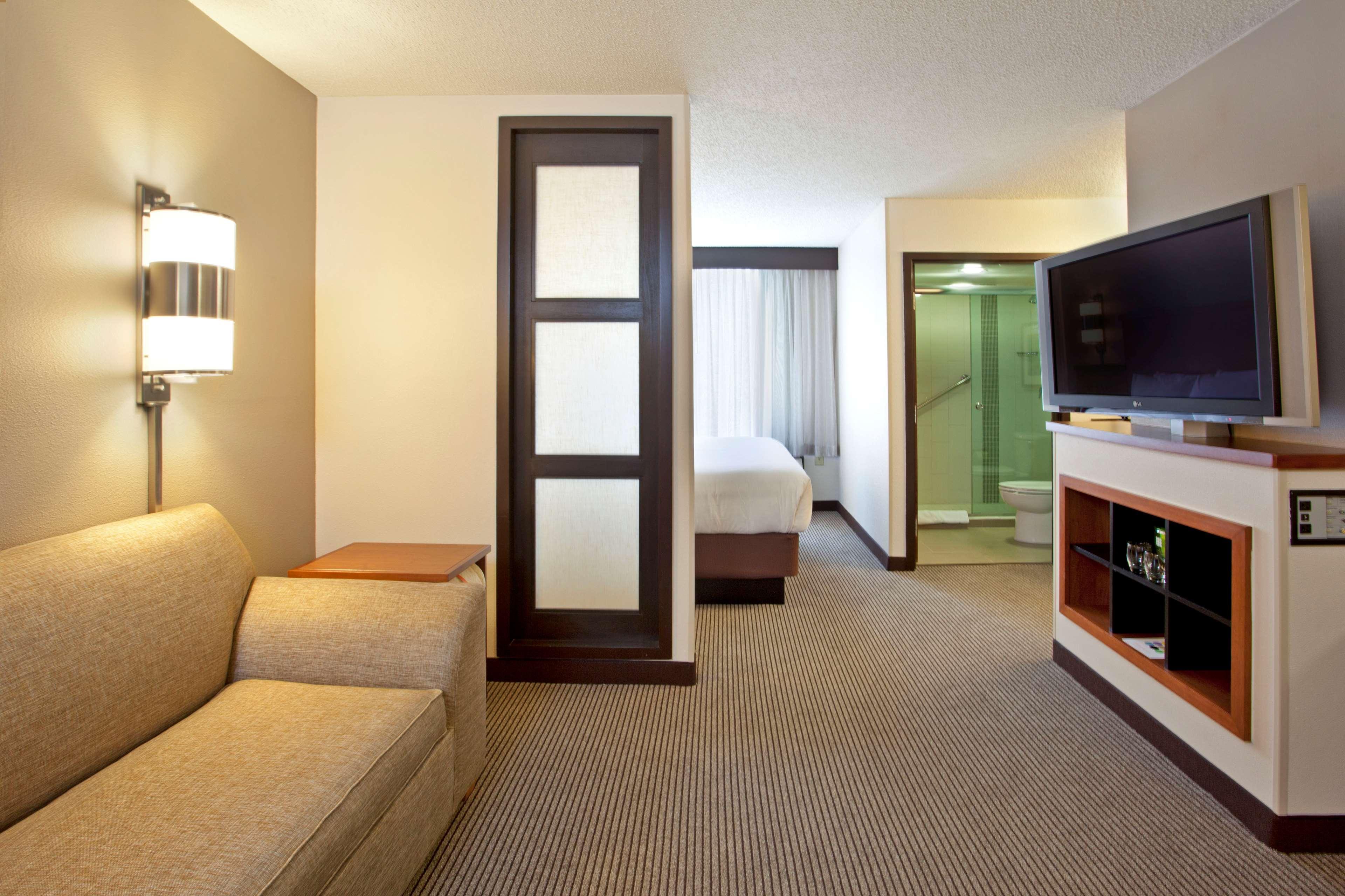 Hyatt Place North Raleigh Midtown Exterior photo